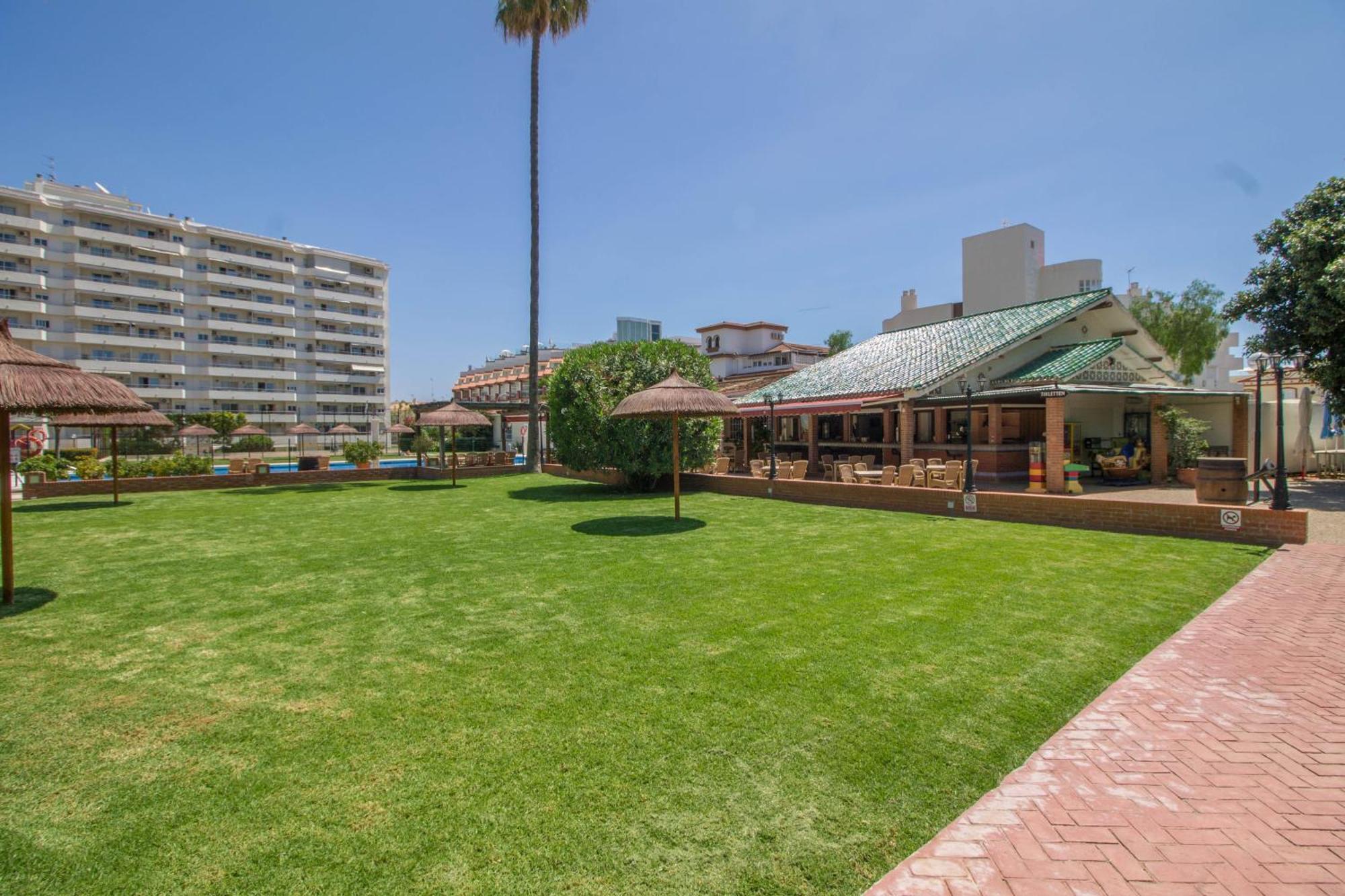 Carihuela Palace 418 By Ivi Real Estate Torremolinos Ngoại thất bức ảnh